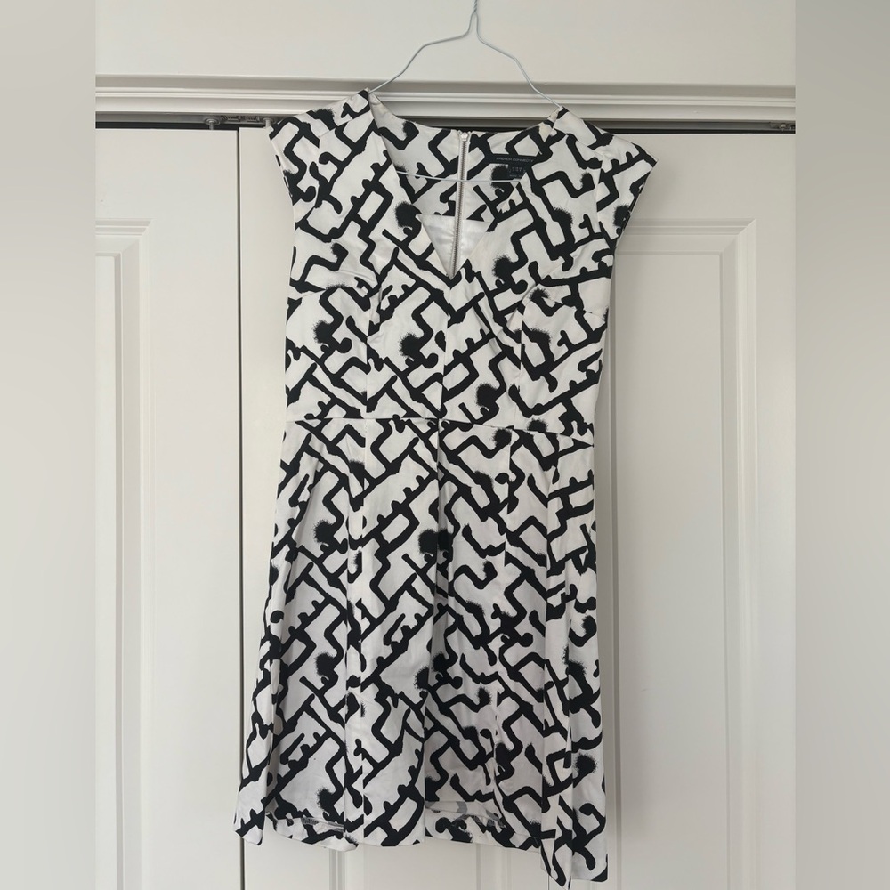 French Connection Black and White Geo Dress Size 8